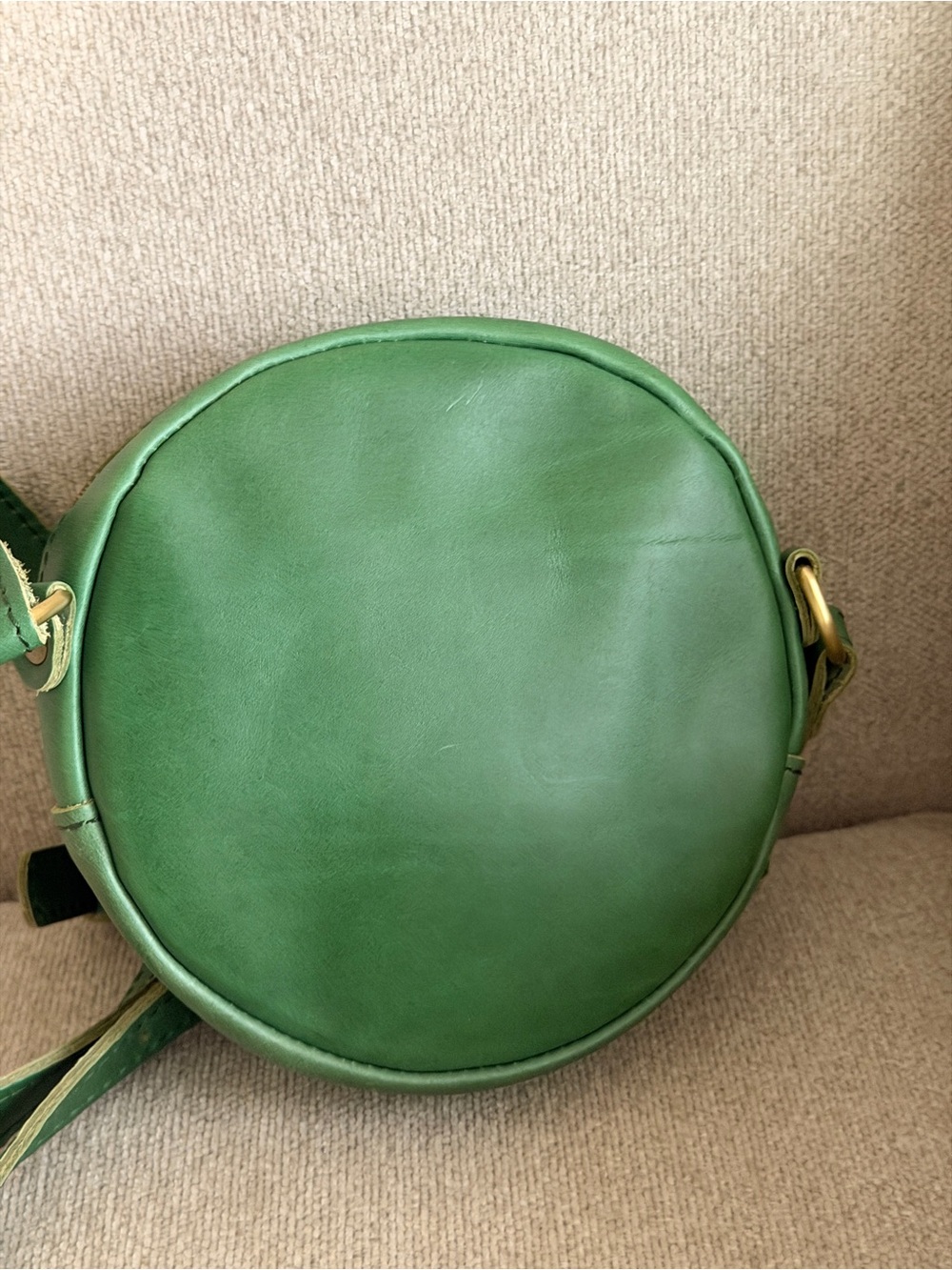 New Portland Leather Goods Almost Perfect Circle Crossbody in Cowboy Mint - Picture 3 of 6